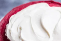 Fluffy Vegan Cream Cheese Frosting