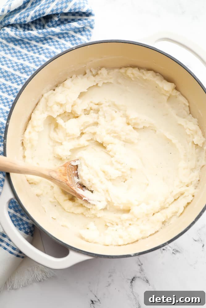 pot full of mashed potatoes