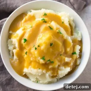 easy vegan gravy over mashed potatoes