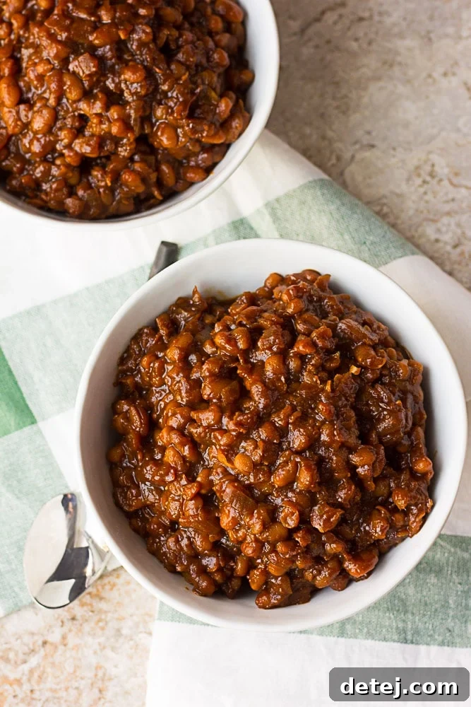 25 Effortless Vegetarian Instant Pot Creations 25 Two bowls of delicious homemade Vegan Baked Beans, sweet and savory
