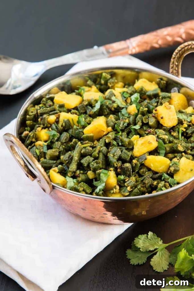 25 Effortless Vegetarian Instant Pot Creations 20 Indian Green Bean Curry with Potatoes in a bowl