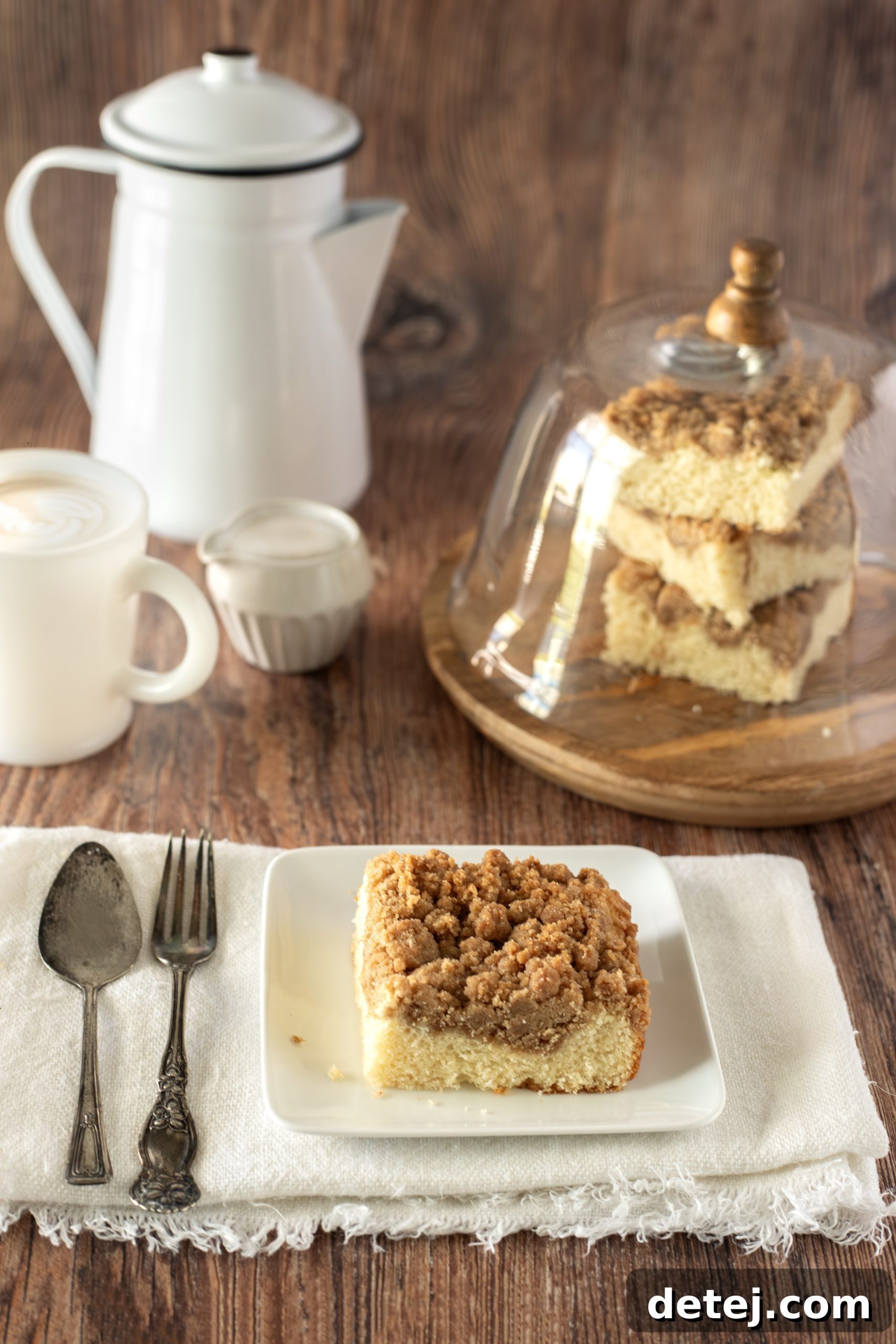 Coffee cake served with coffee