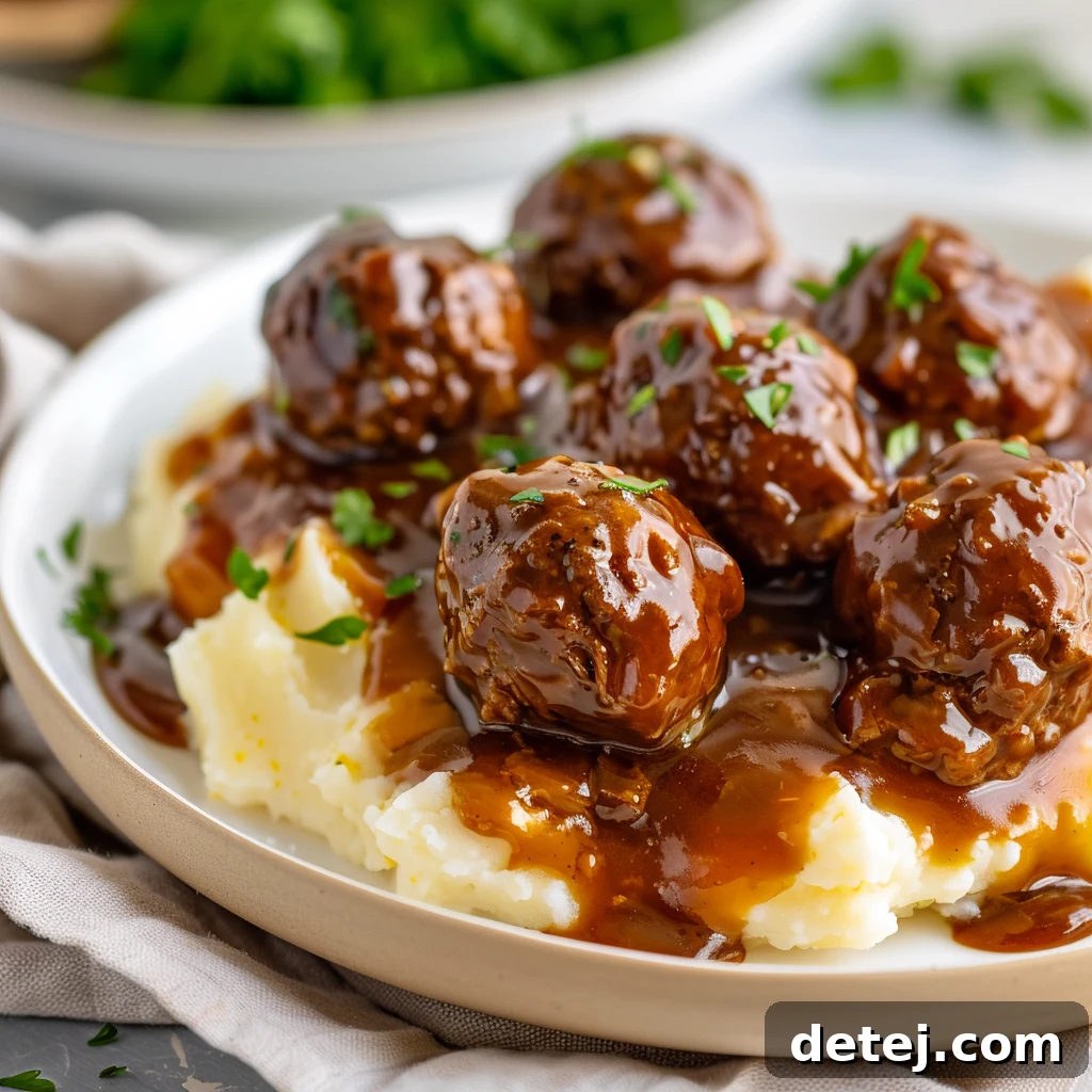 Easy Homemade Meatballs and Gravy Recipe