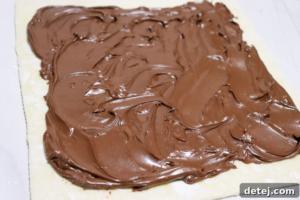 Simple ingredients for Nutella Puff Pastries