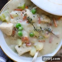 Healthy Chicken Pot Pie Soup