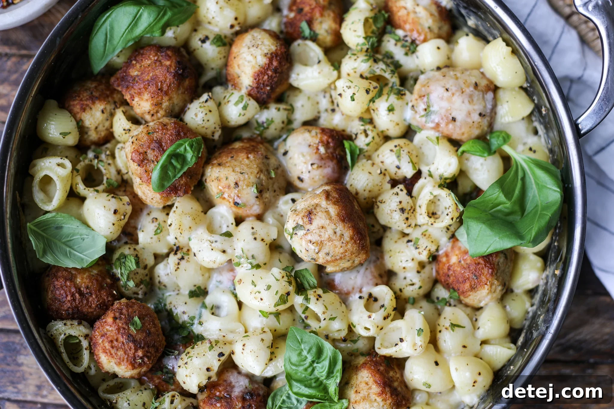 Creamy Baked Pesto Pasta with Chicken Meatballs – Healthyish Foods