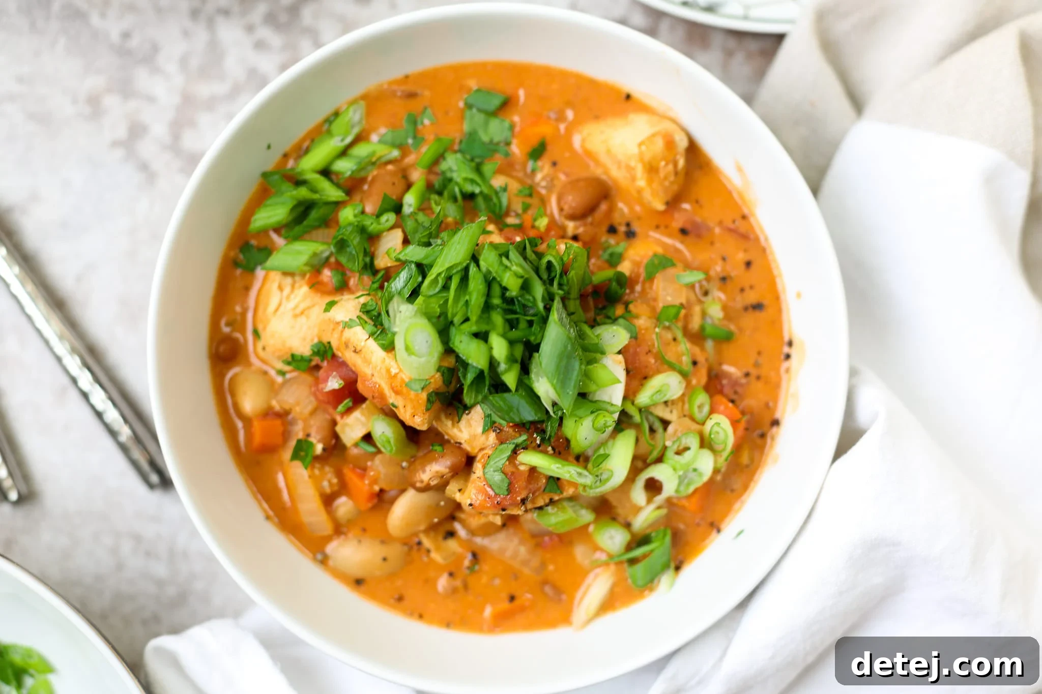 Buffalo Chicken Chili – Healthyish Foods