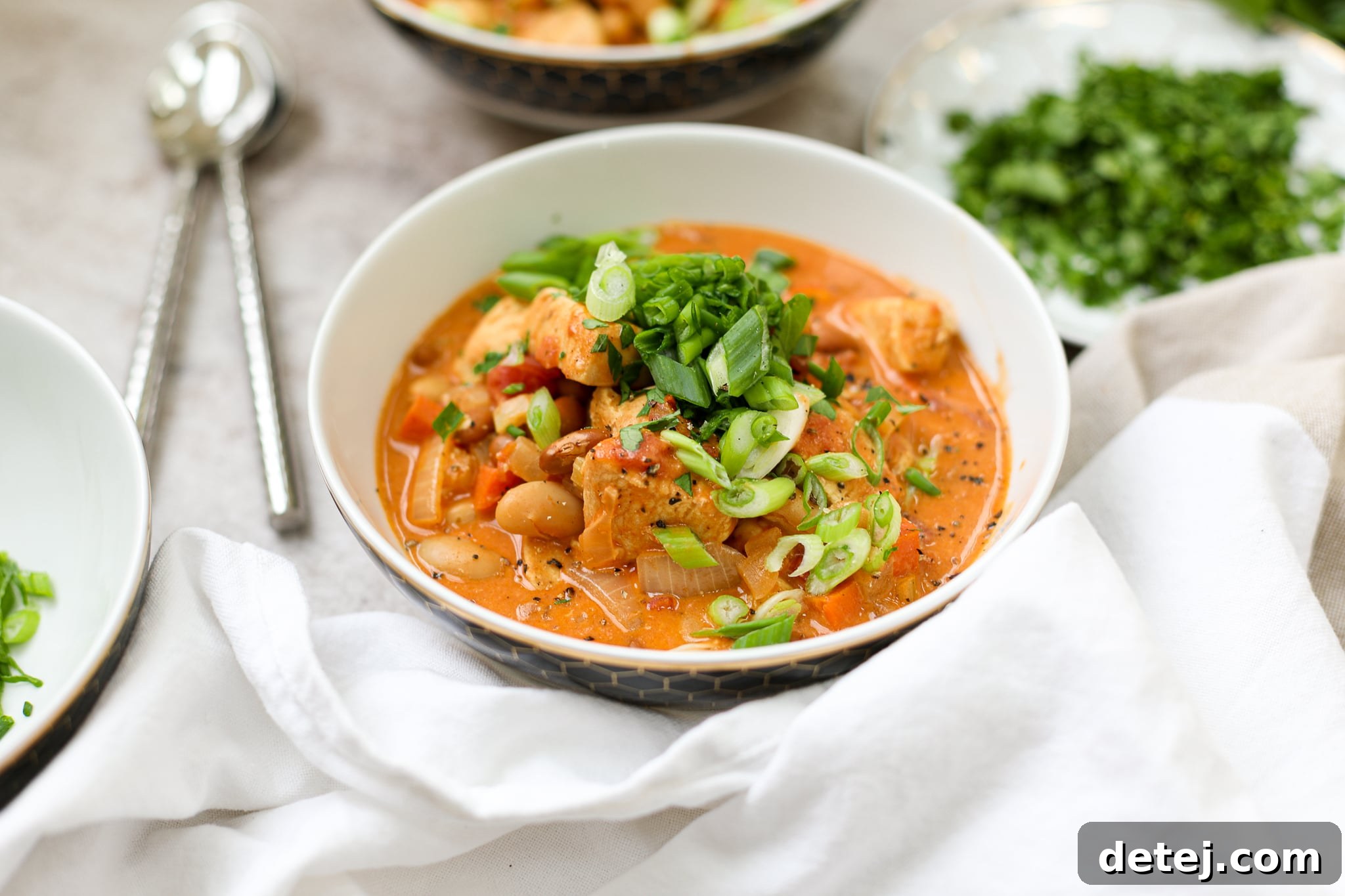 Buffalo Chicken Chili – Healthyish Foods