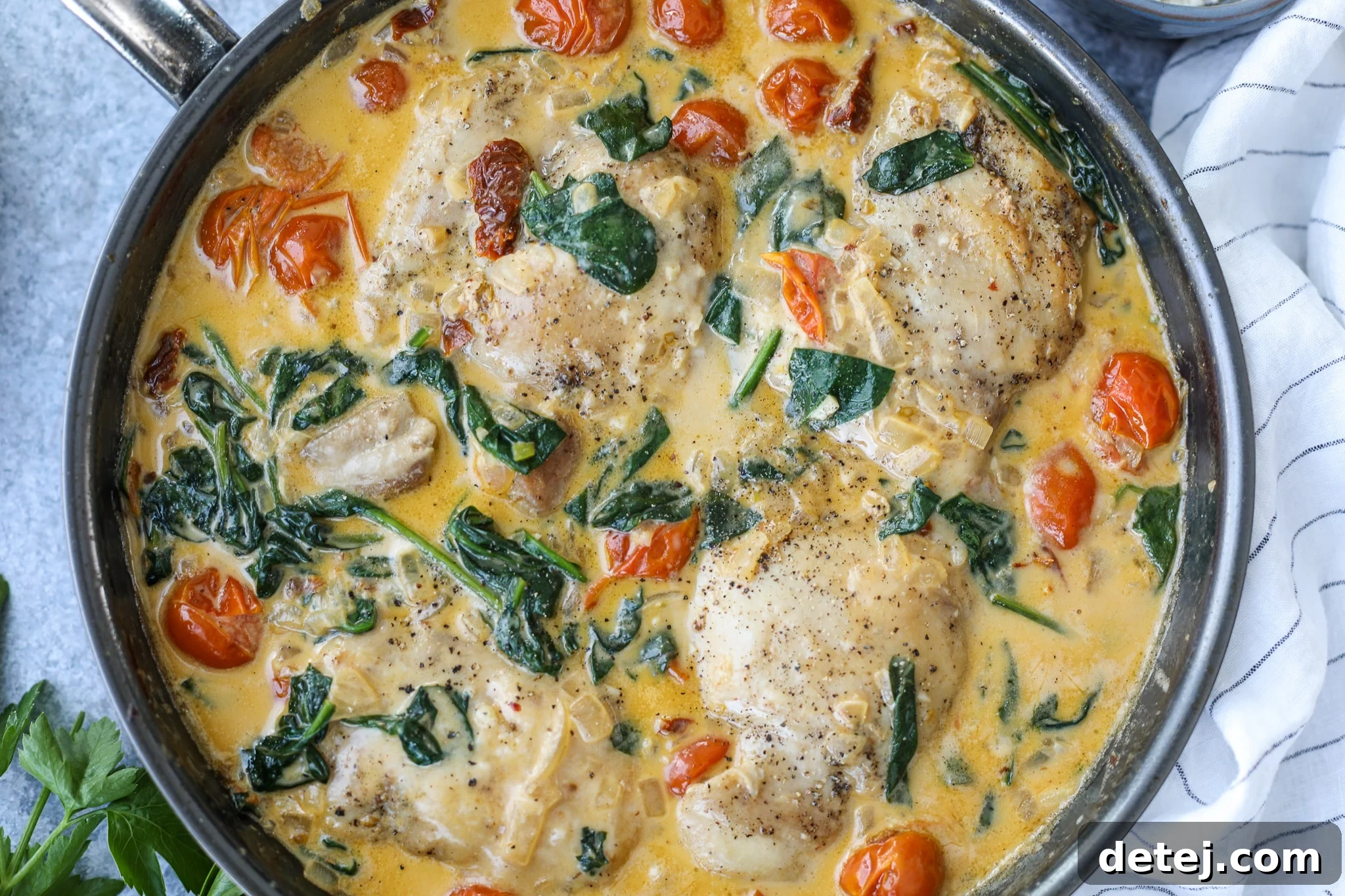 One Pan Tuscan Chicken Thighs – Healthyish Foods