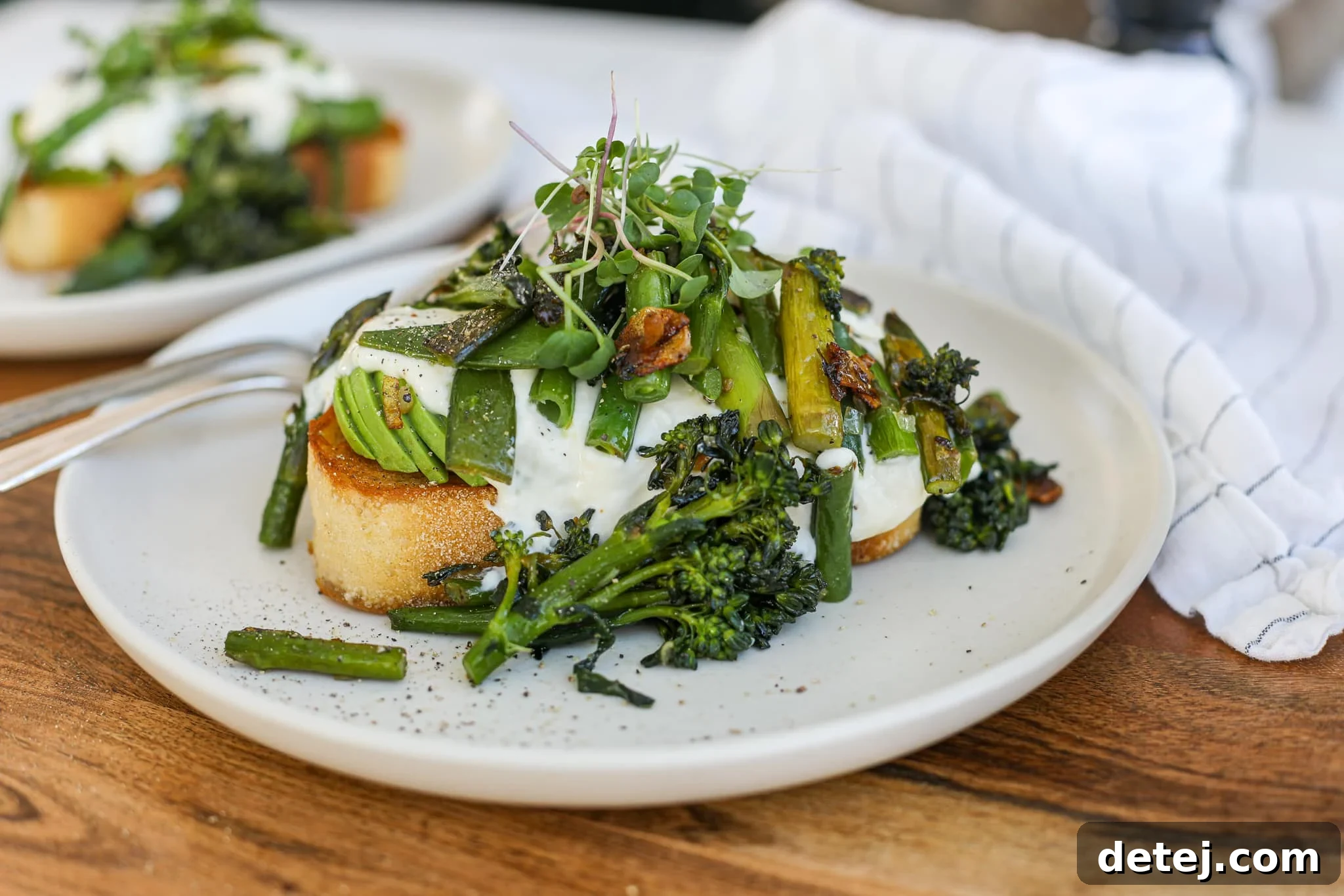 Spring Harvest Hash 3 Spring Vegetable Hash with Avocado and Ricotta Toast – A complete and healthy meal idea.