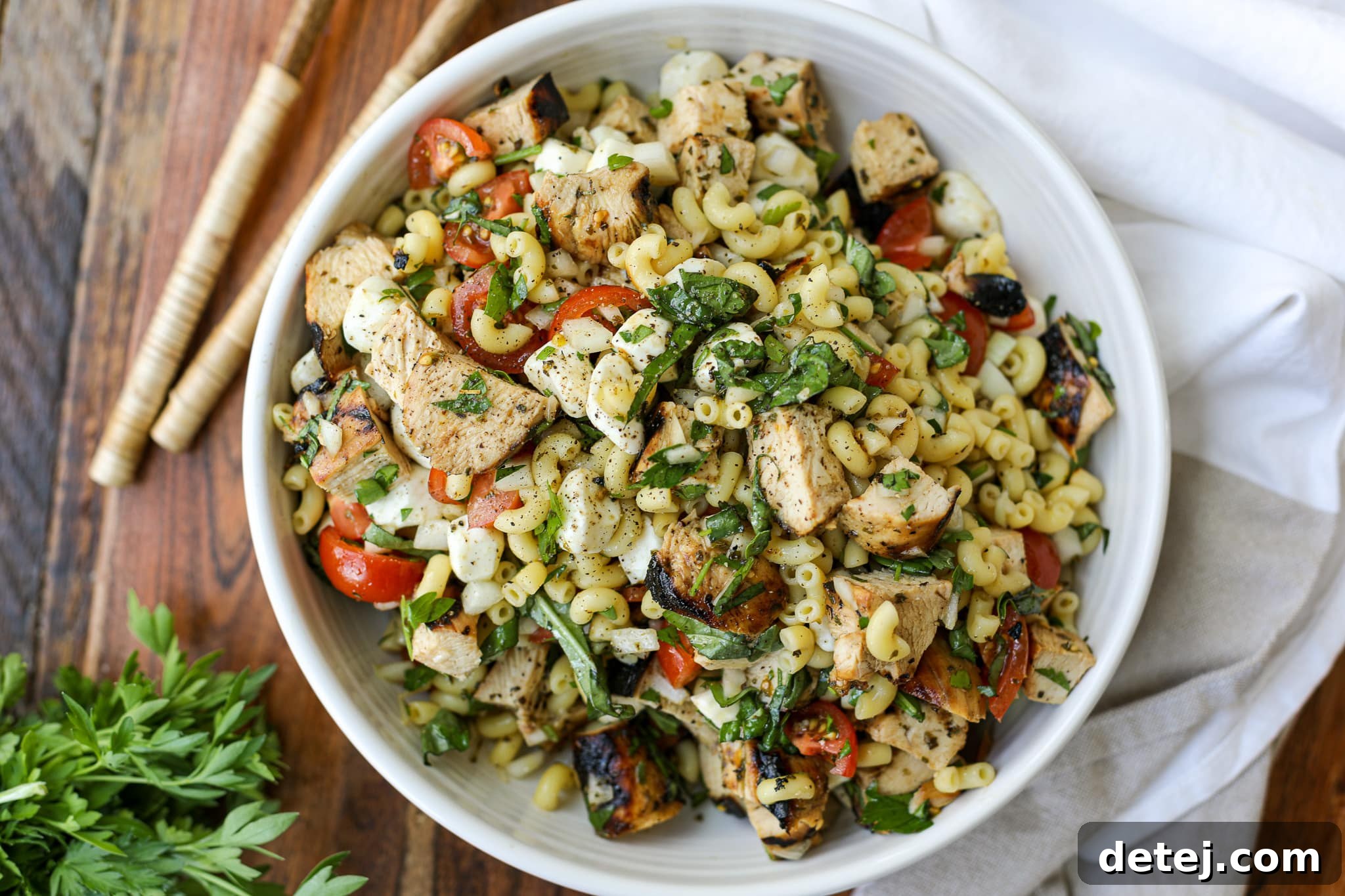 Grilled Chicken Caprese Macaroni Salad – Healthyish Foods