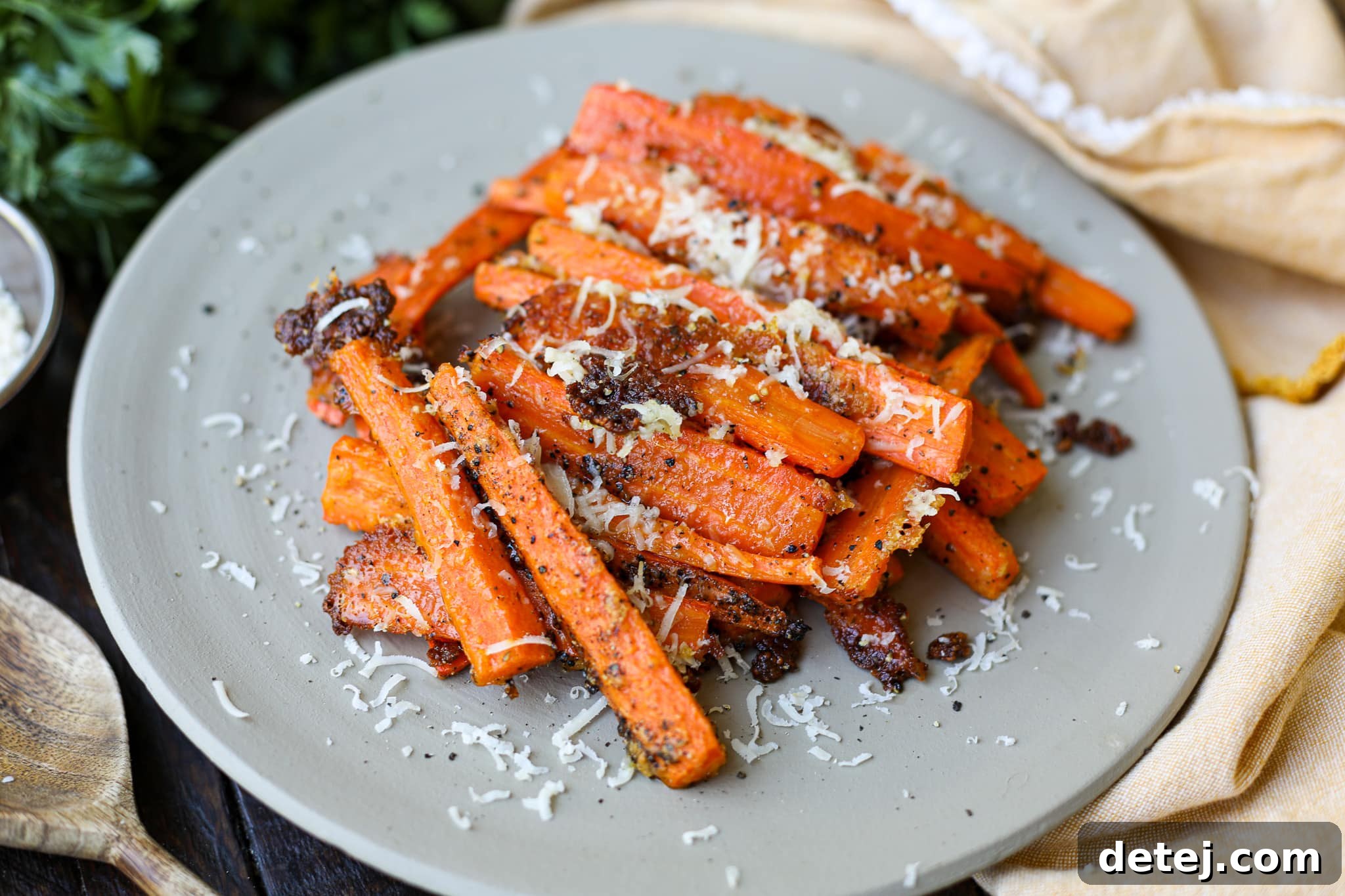 Cacio e Pepe Roasted Carrots – Healthyish Foods