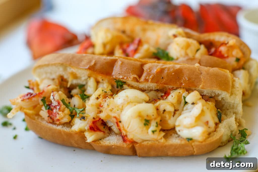 Juicy Lobster Rolls - Healthyish Foods