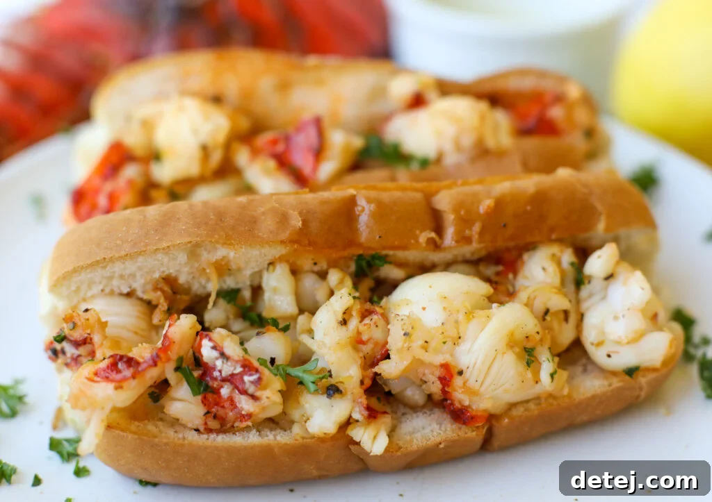 Juicy Lobster Rolls - Healthyish Foods