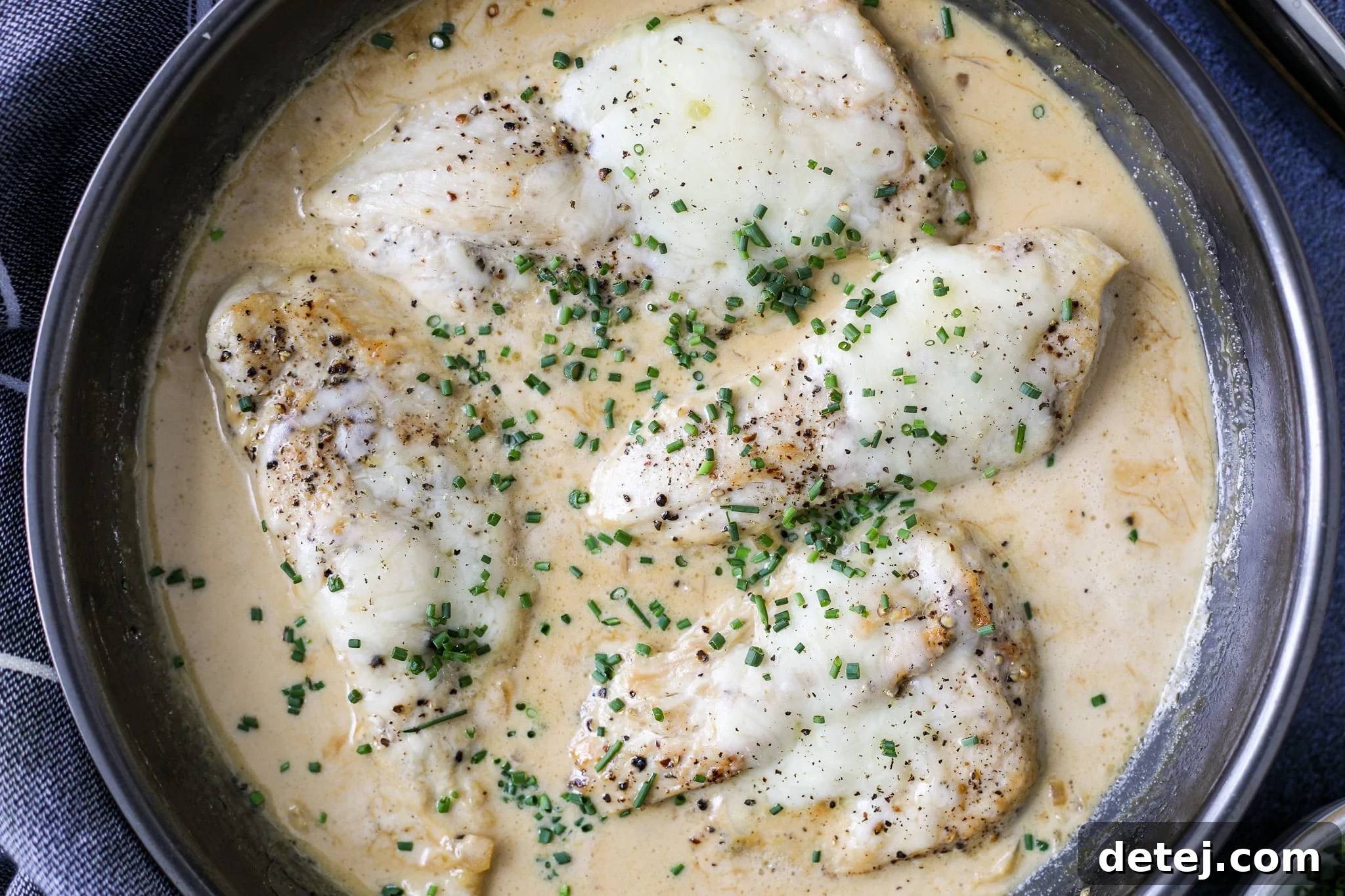 Close up - Creamy Garlic Chicken – Healthyish Foods