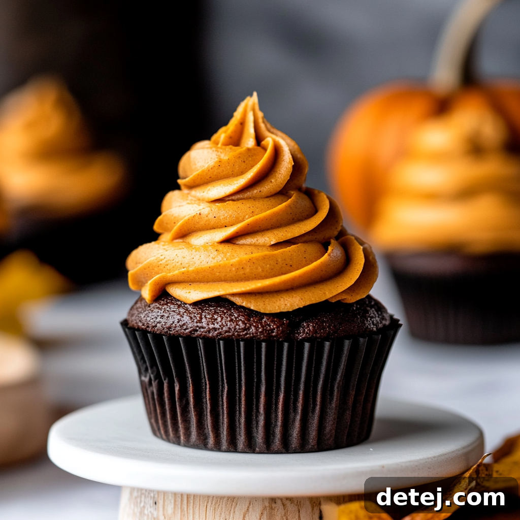 Spiced Pumpkin Cheesecake Chocolate Cupcakes 3 Chocolate Cupcakes with Pumpkin Cheesecake Frosting
