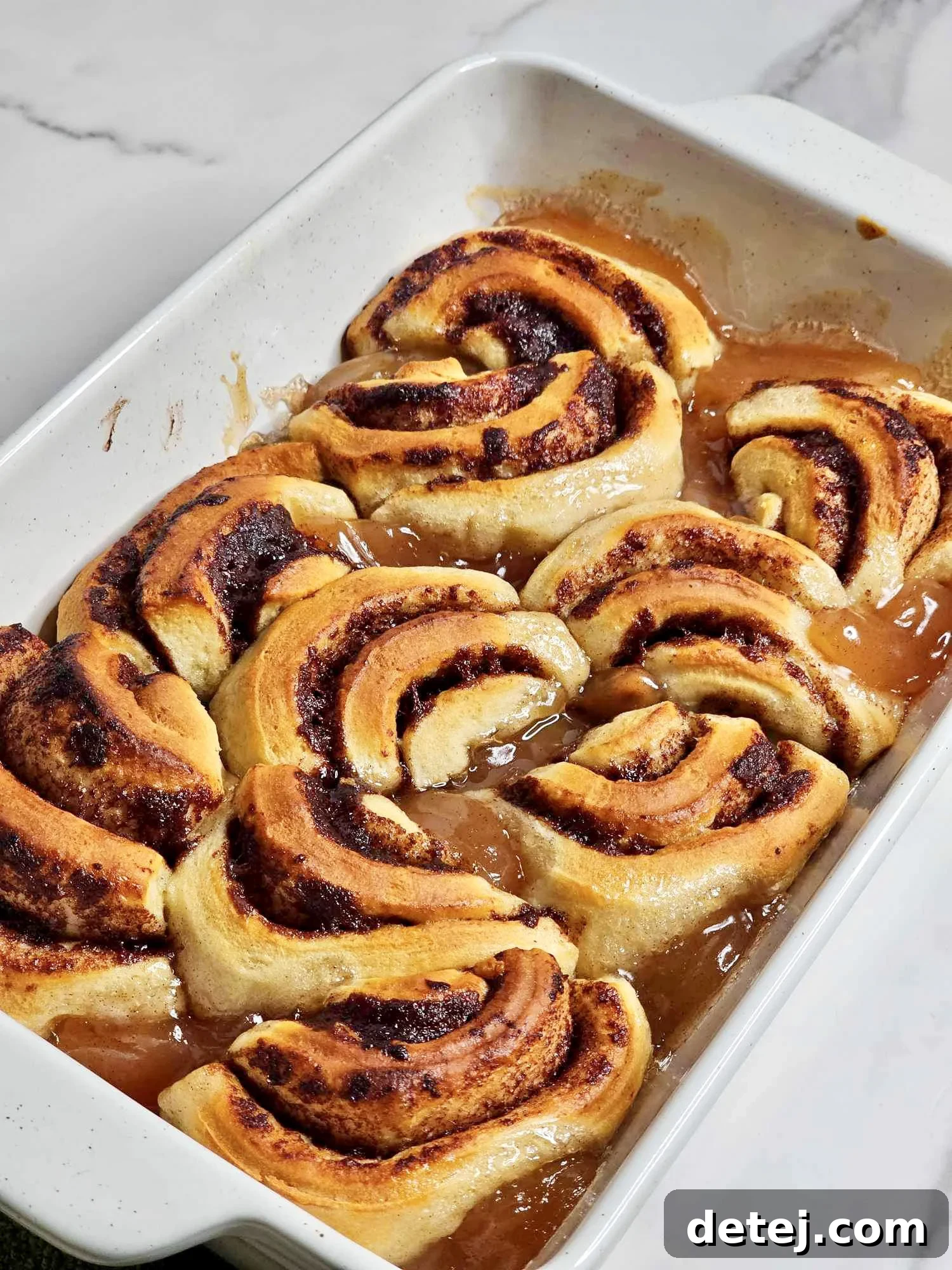 Apple Pie Cinnamon Roll Bake