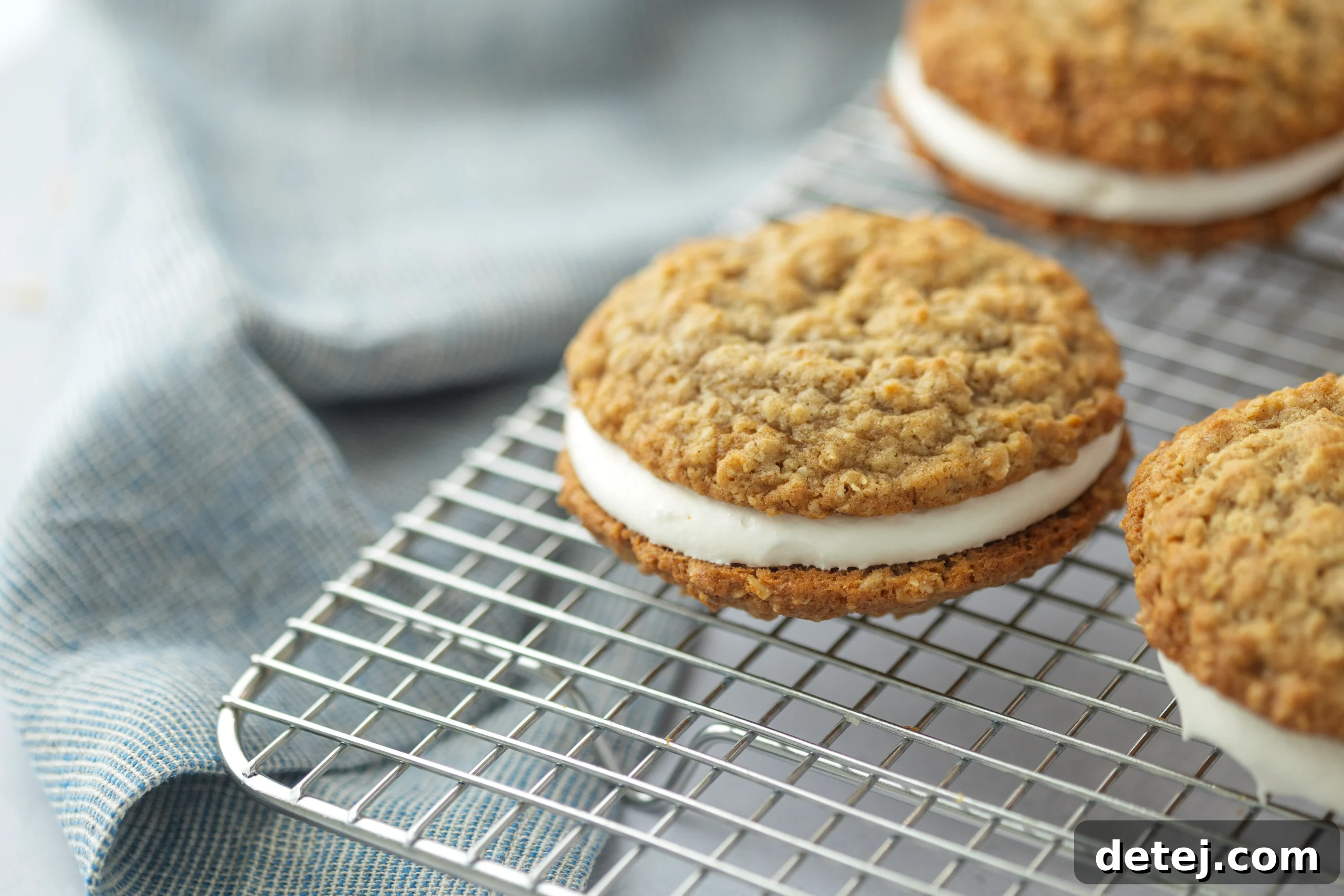 Easy Oatmeal Cream Pies