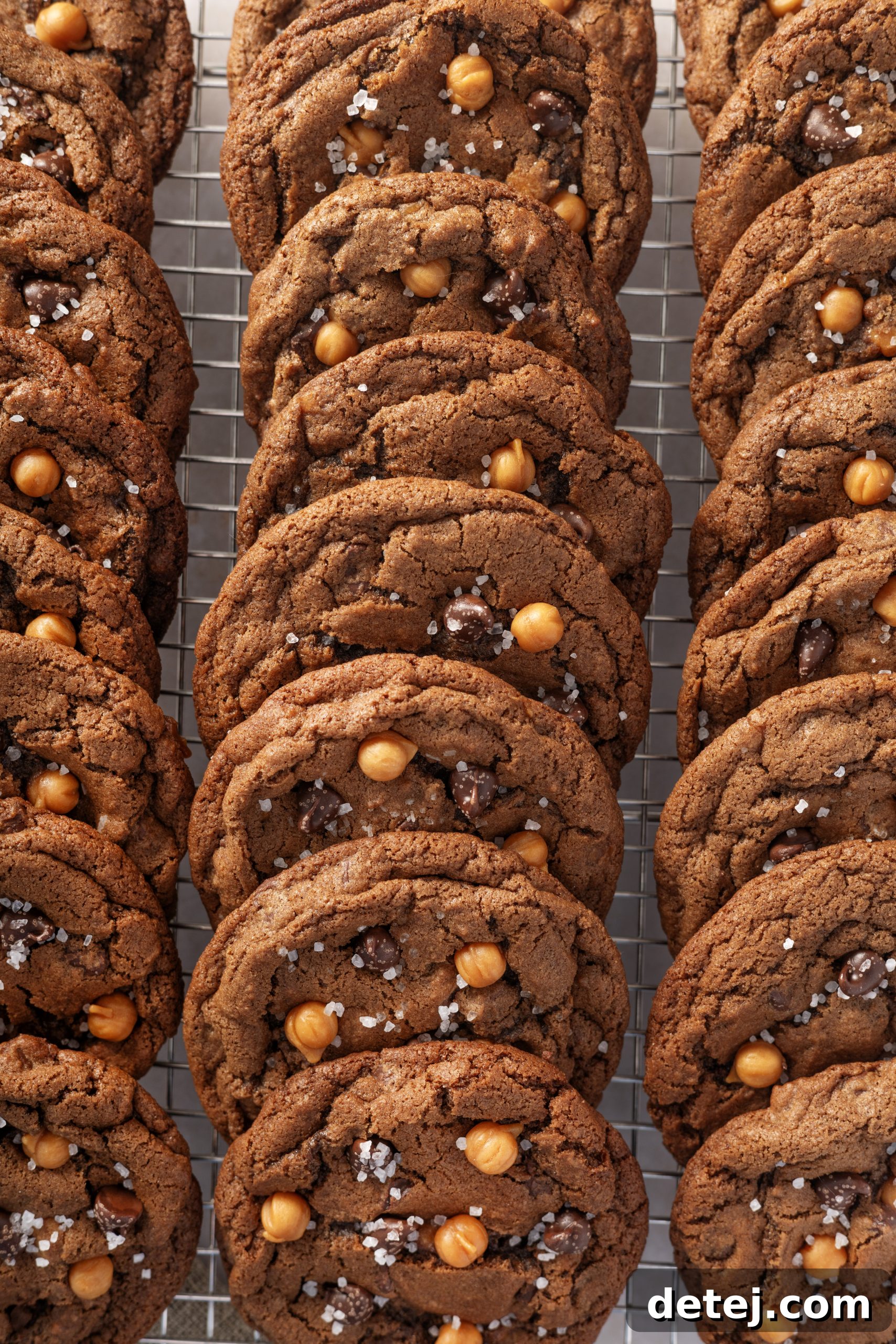 Easy Chocolate Salted Caramel Cookies